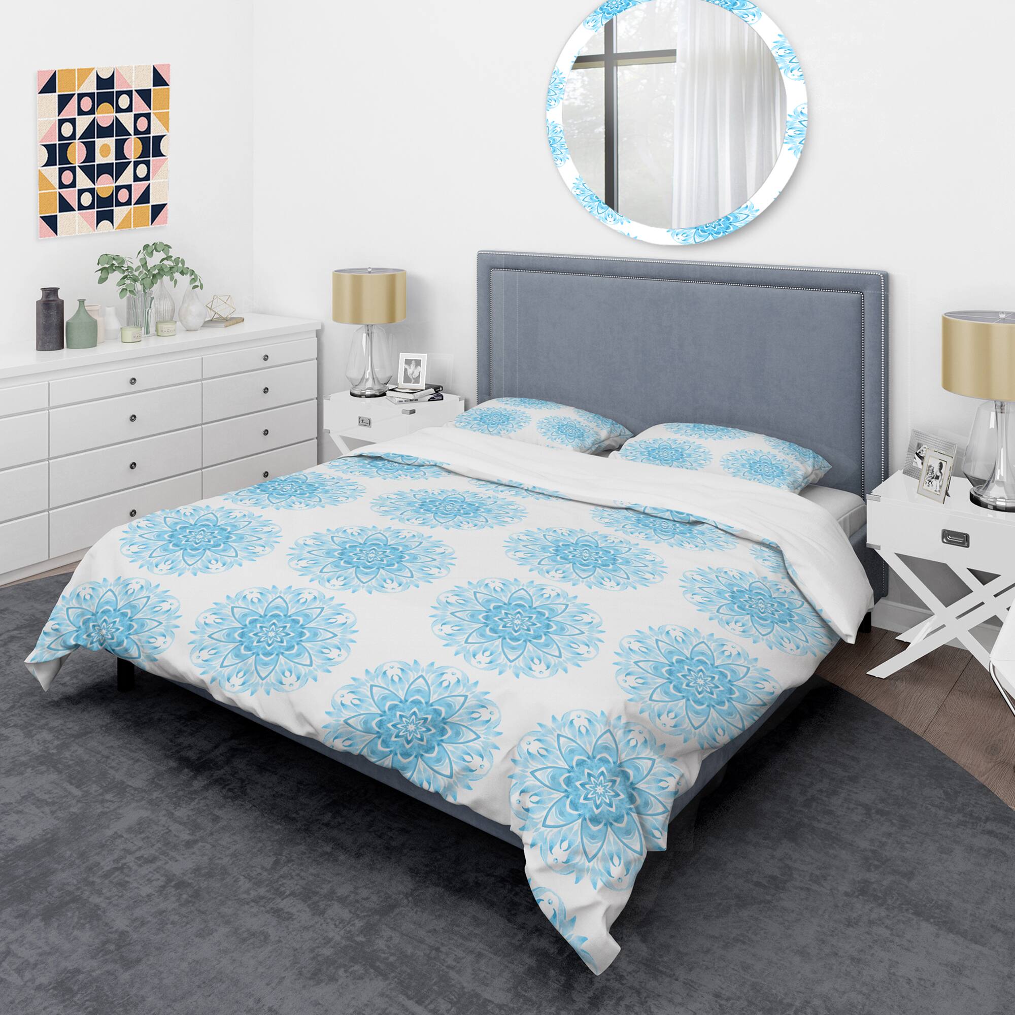 Designart 'Circular Geometric In Blue' Mid-Century Duvet Cover Set